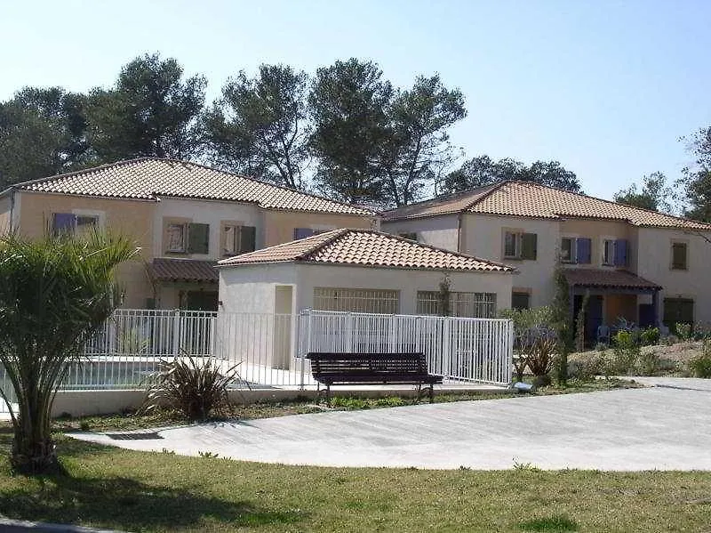Aldeamento Turístico Residence Club*** Mmv Le Mas Des Cigales Castries